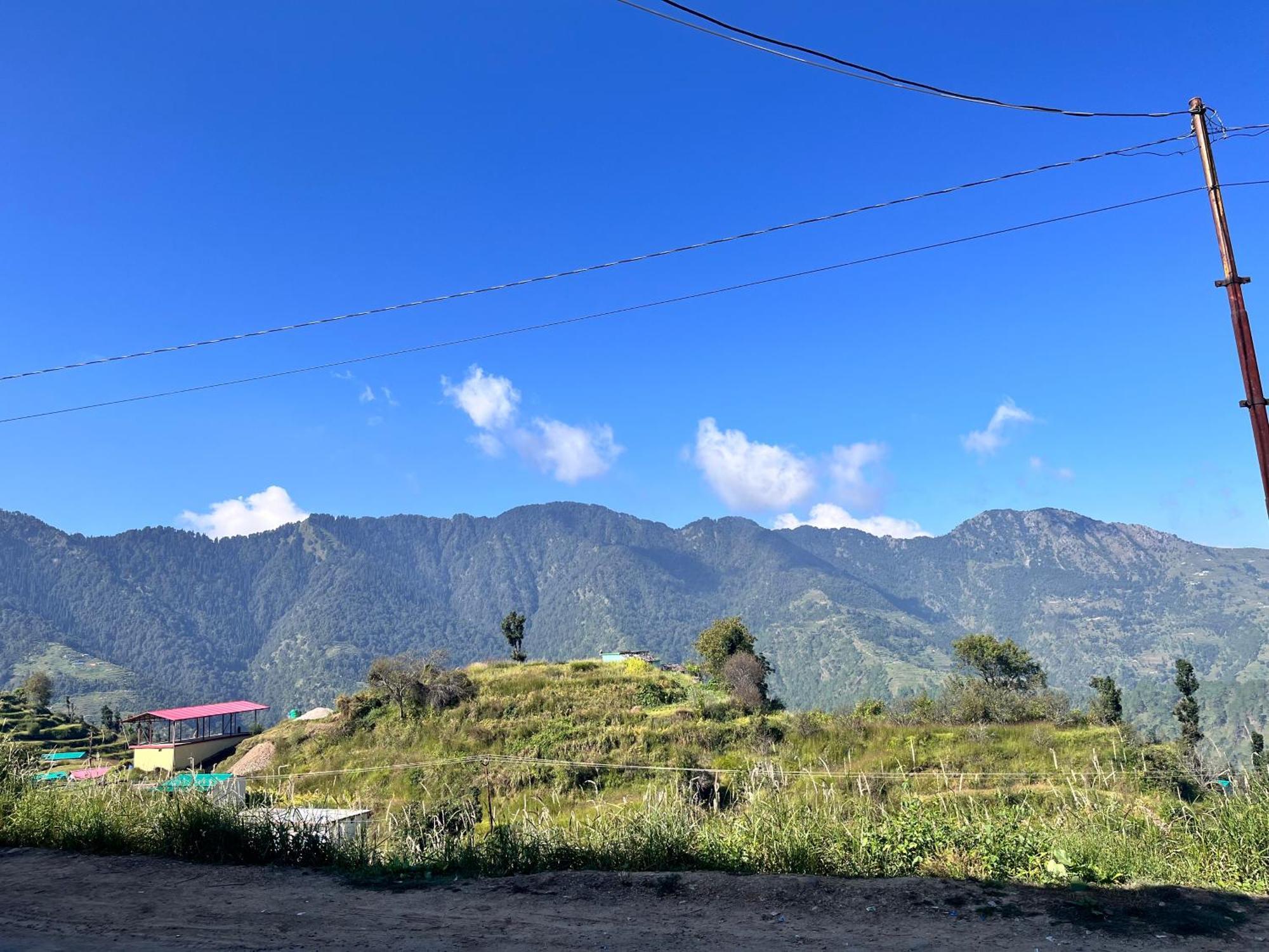 Himalayan Hill Top Resort Канатал Екстер'єр фото